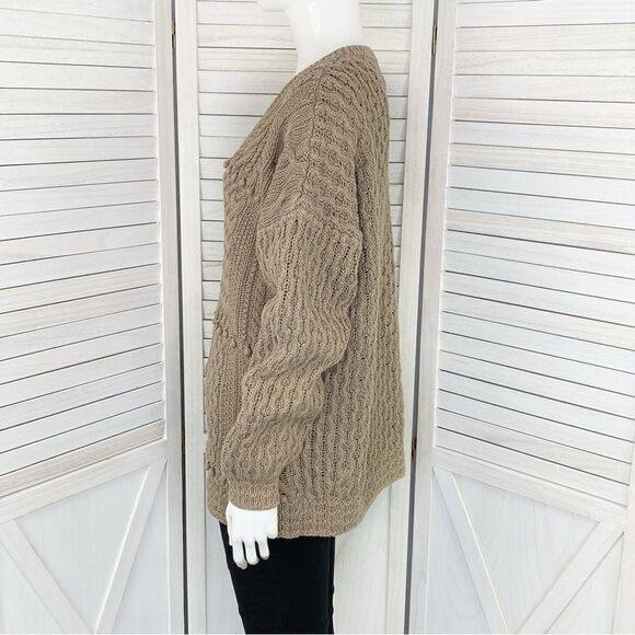 Express 90s Vintage Hand Knit Oversized Chunky Sweater Tan Taupe Medium V Neck - Picture 2 of 11